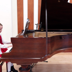 Image of piano lessons for kids in Urmston